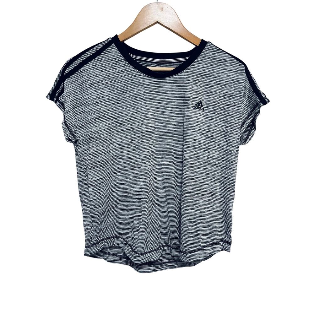 Adidas crop shirt